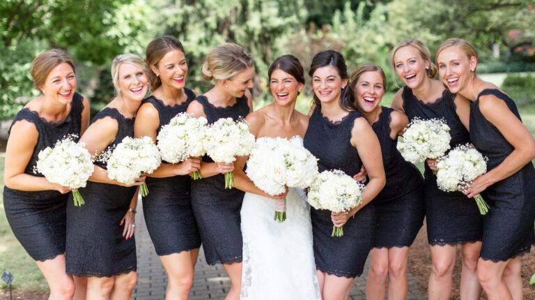 wedding photography of bride and bridemaids